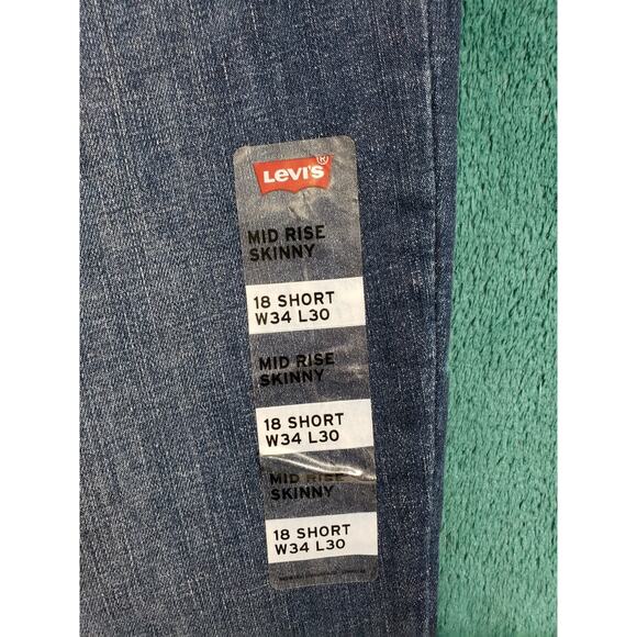Levis Jeans Size 18 Short Womens Blue Pants Denim Classic Mid Rise Skinny NWT - Picture 3 of 16